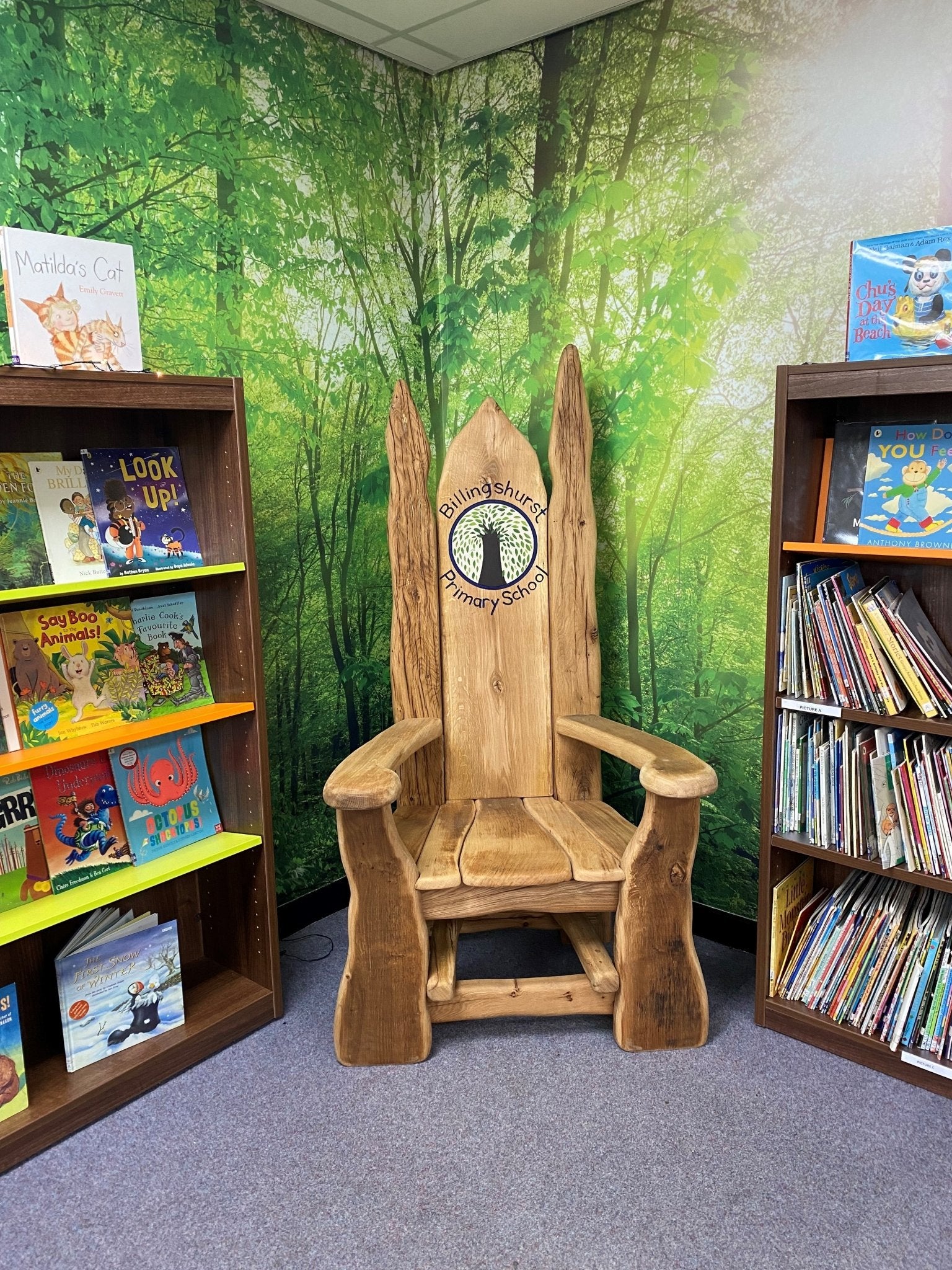 Large Oak Storytelling Throne Handcrafted for School Library and Literacy Areas