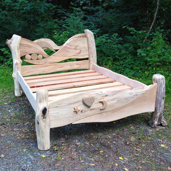 driftwood-fairy- fantasy -bed