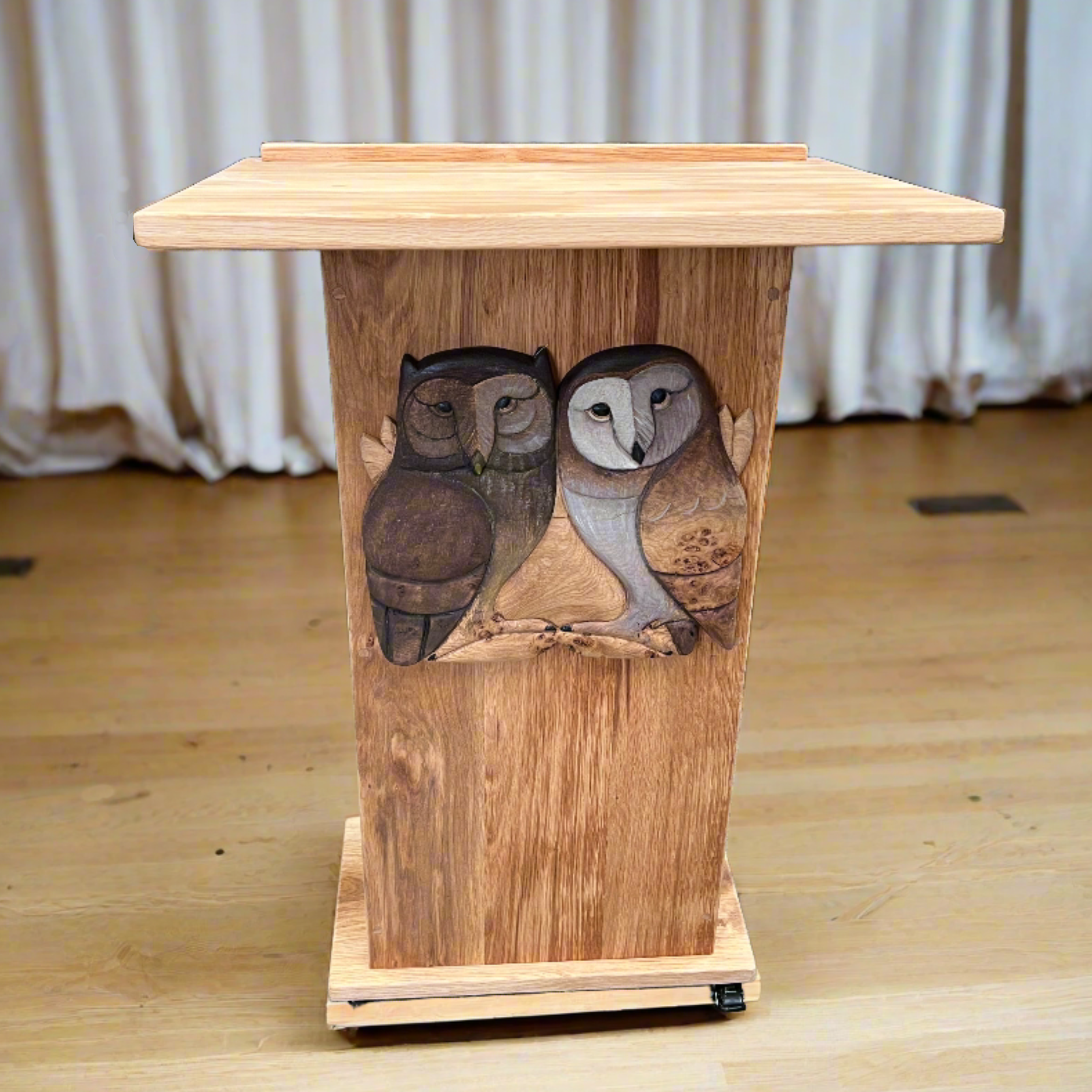 Oak Owl Lectern for school presentations