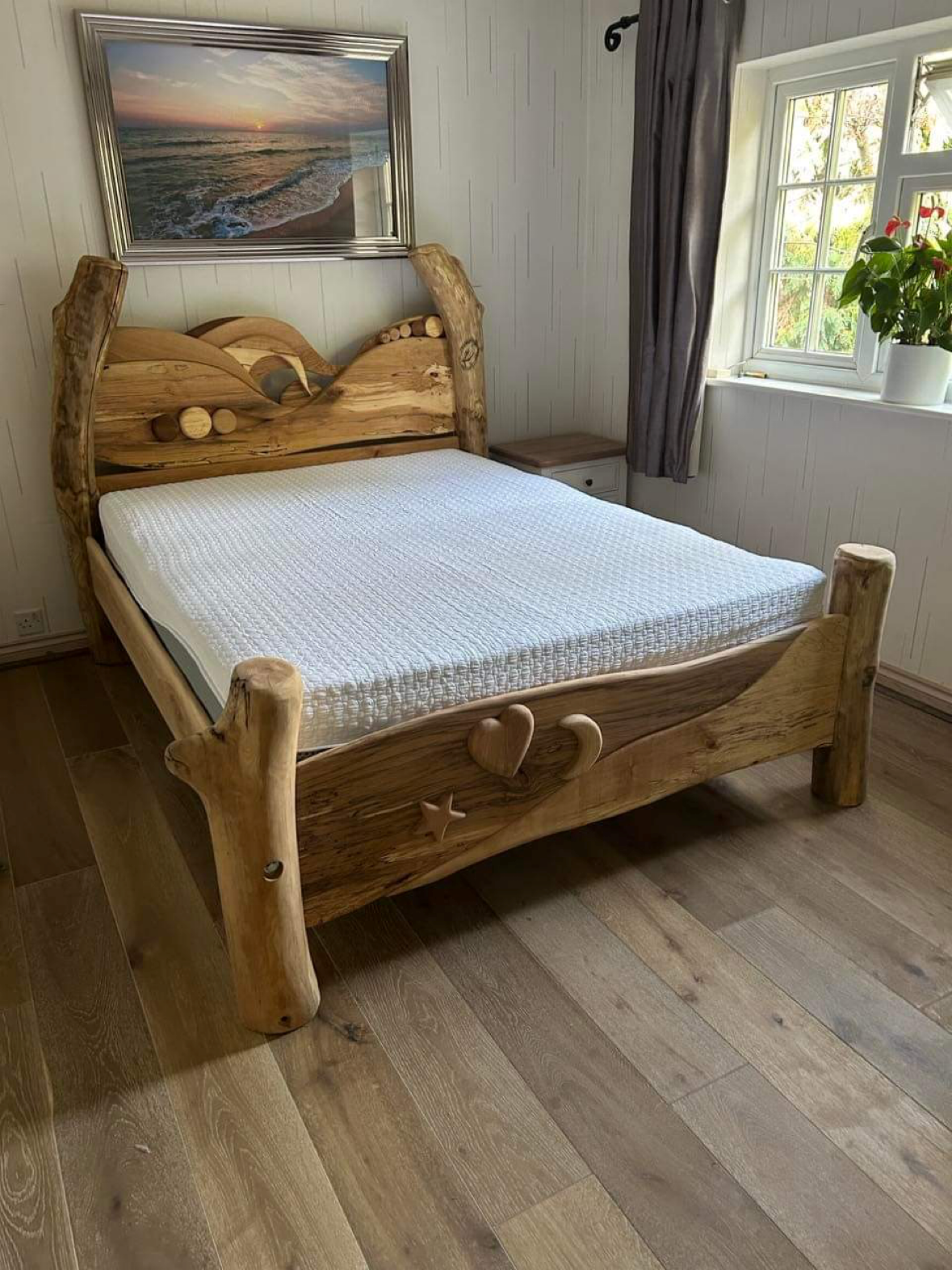 Hand-crafted fairy tale bed 