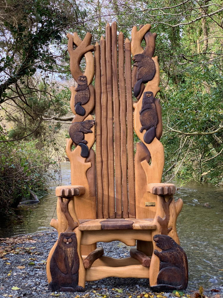 chaise fantaisie beaver storytelling