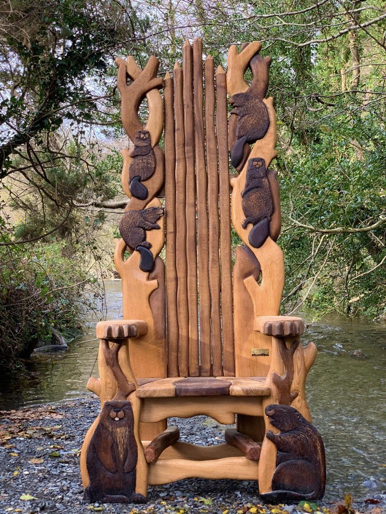 Handcrafted beaver storytelling chair carved from solid oak — fantasy reading throne for schools, Wales