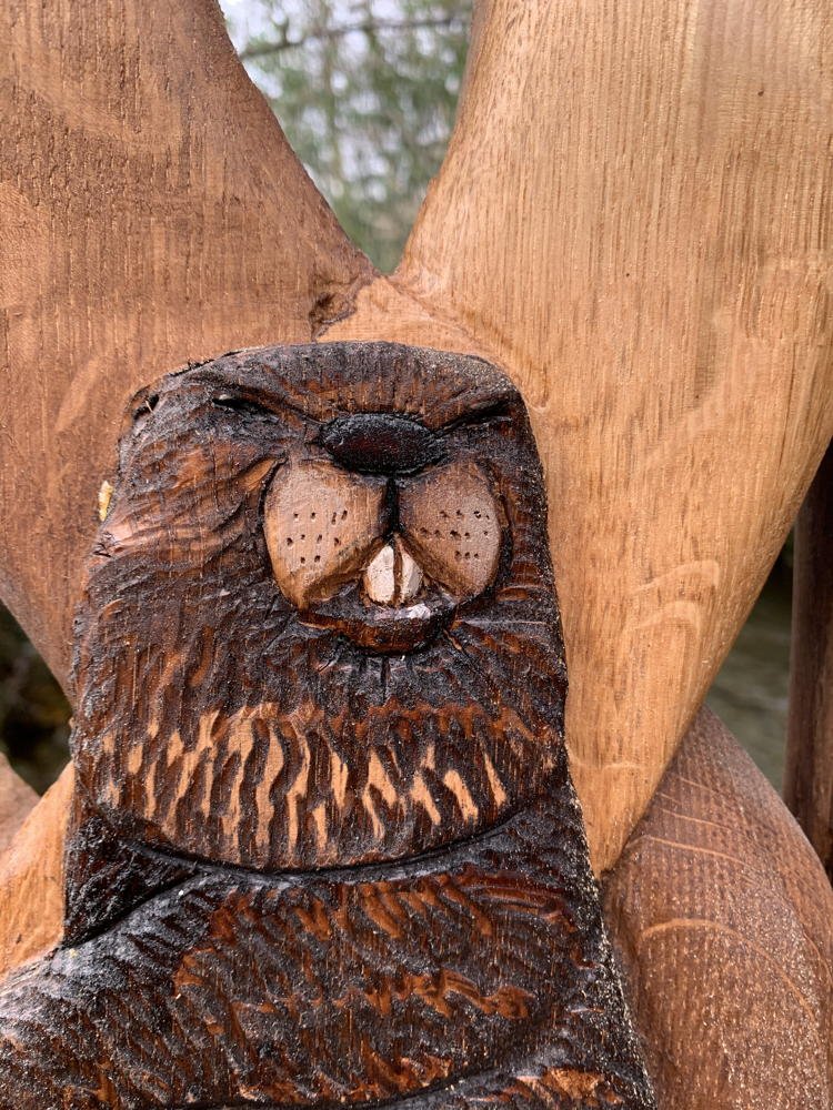 Beaver fantasy throne carved from solid oak — handmade storytelling chair for schools, Wales