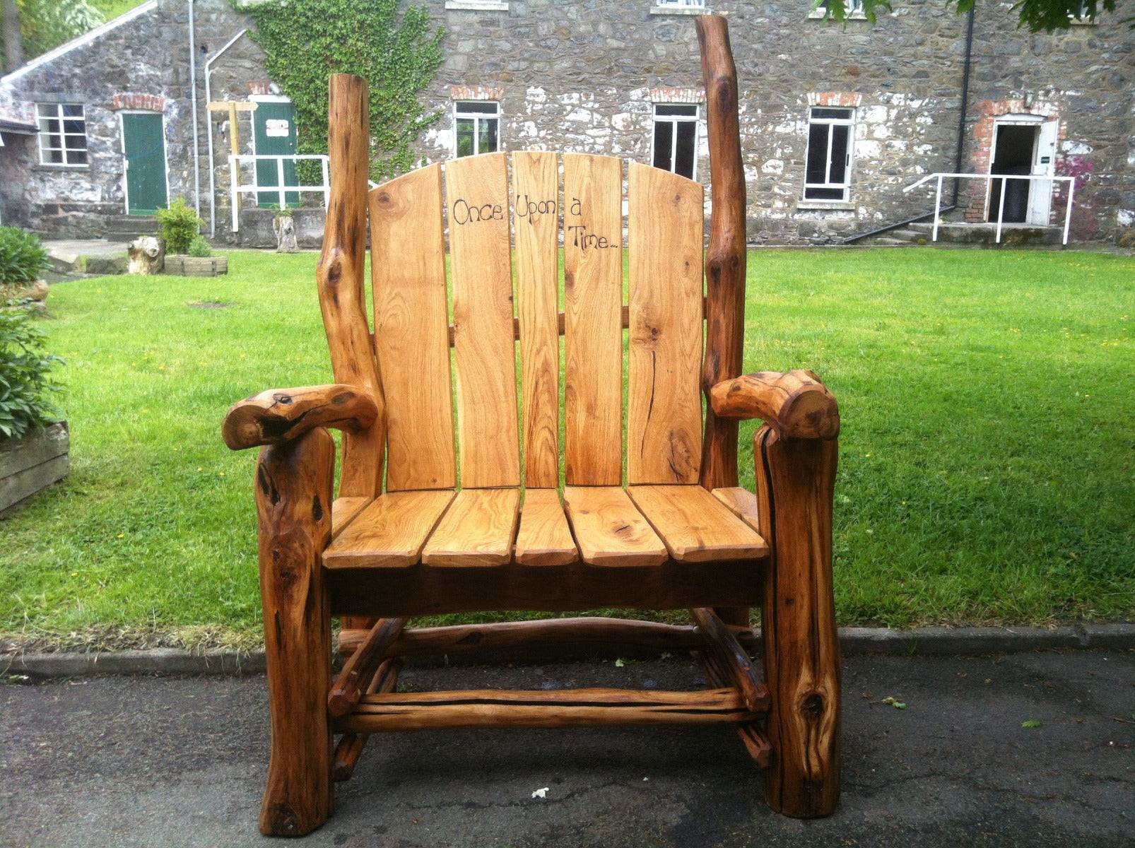 wooden-memorial-bench