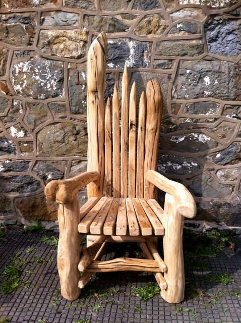Large handmade oak storytelling chair — bespoke carved reading throne for schools and gardens, Wales