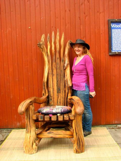 Giant handcrafted oak storytelling chair outdoors — bespoke large reading throne, Wales