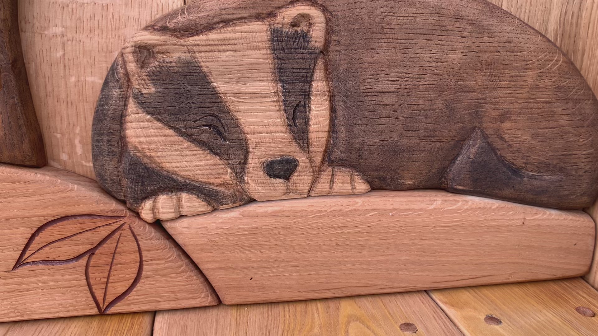 Video of park bench made from oak