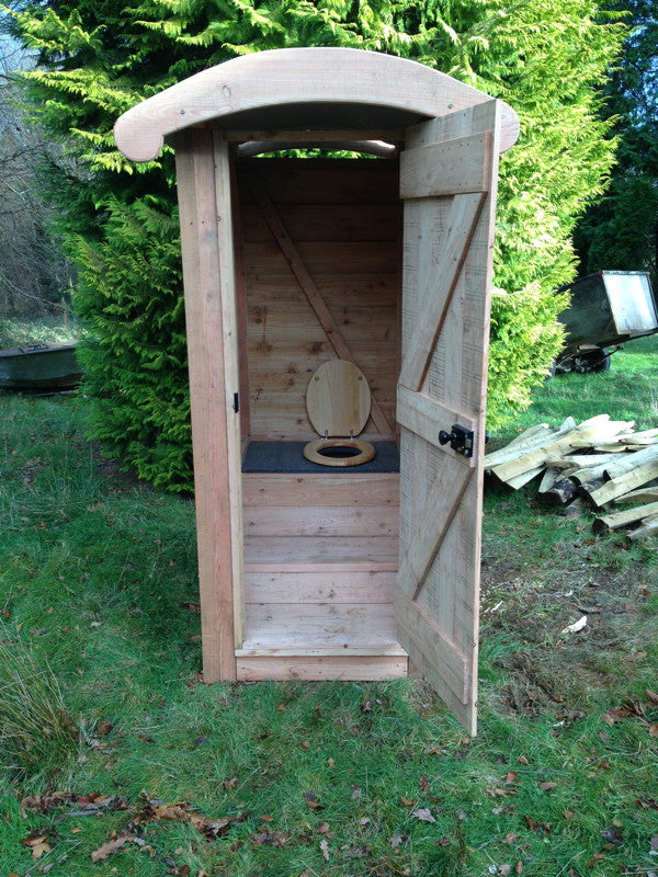 outdoor-compost-loo