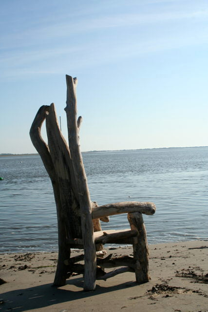 driftwood storytellers chair 04