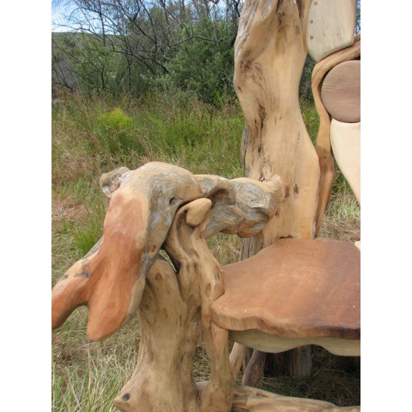 fantasy -giant-driftwood-chair