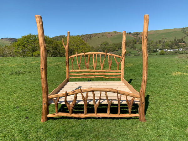 Funky Oak Four Poster Bed