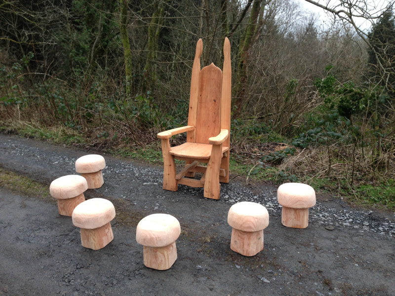 storytelling-mushroom-stools