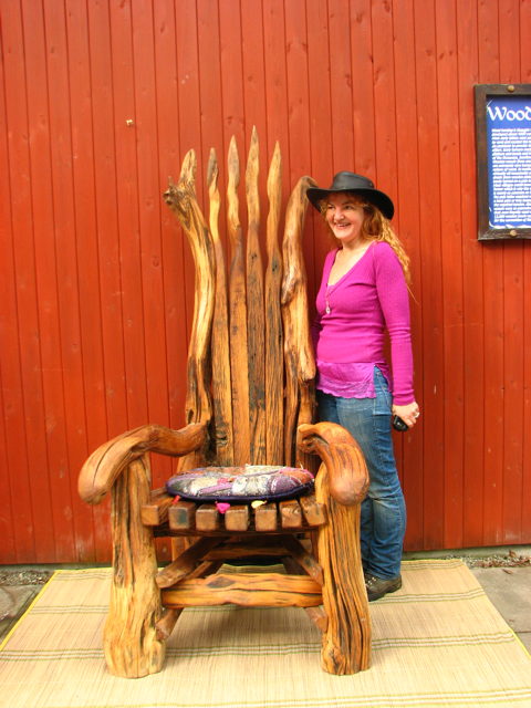 Lizzi with storytellers chair