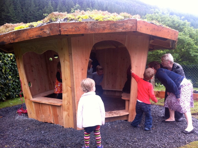 storytelling house with kids